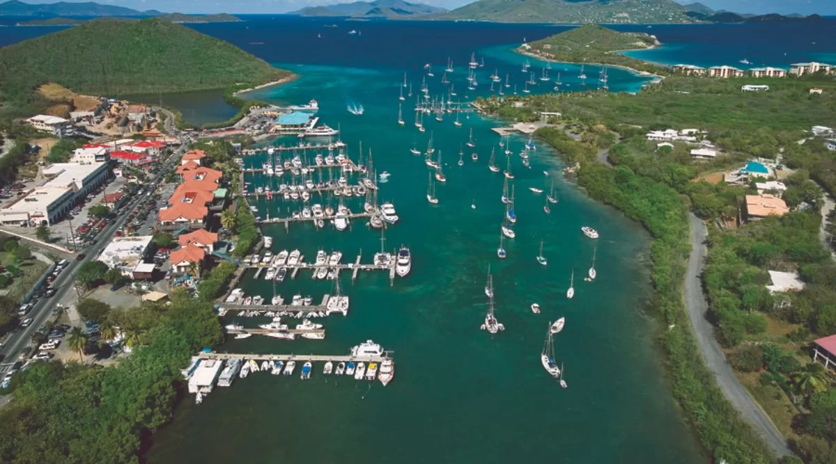 2007-04 - American Yacht Harbor-St Thomas Marina -Aerial del sitio web-1MB (1)